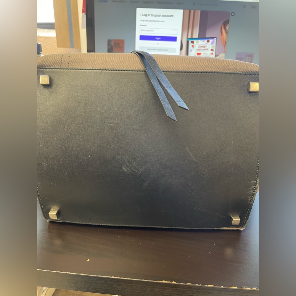 Preloved Celine Phantom